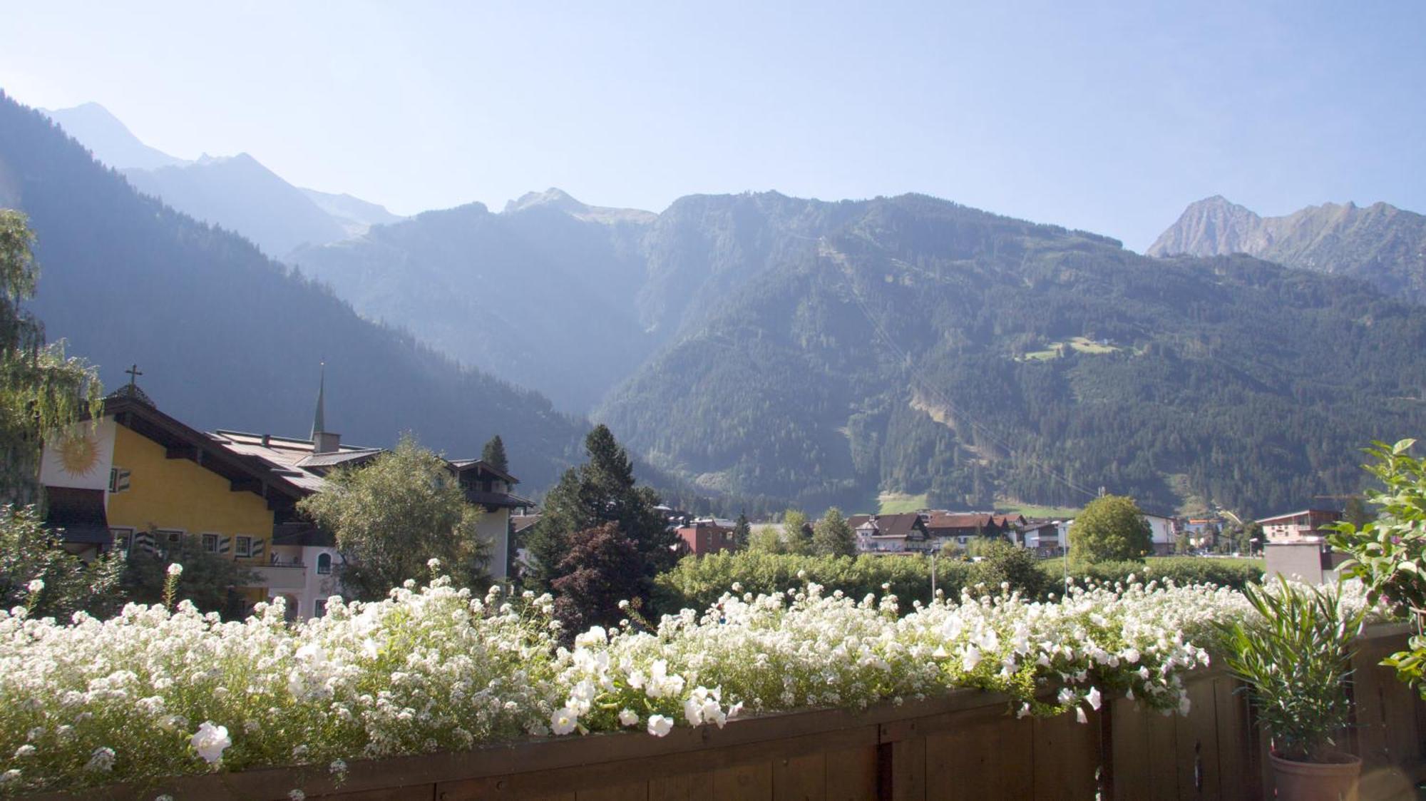 Hotel Landhaus Carla Mayrhofen Eksteriør bilde